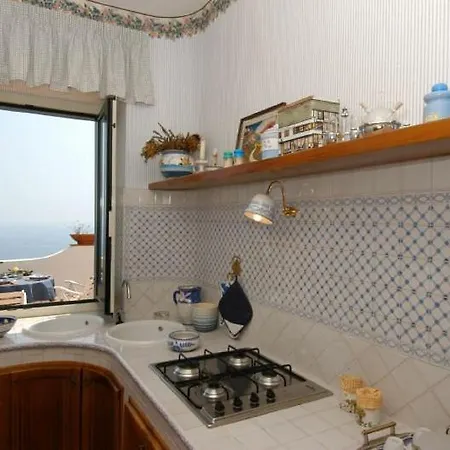 Sleeps 2 Air Con Appartamento